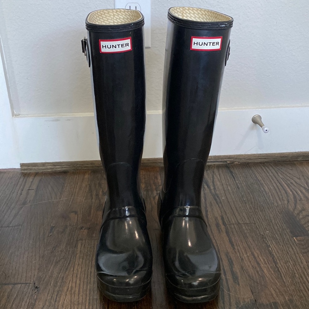 HUNTER boots, tall black, womens 7